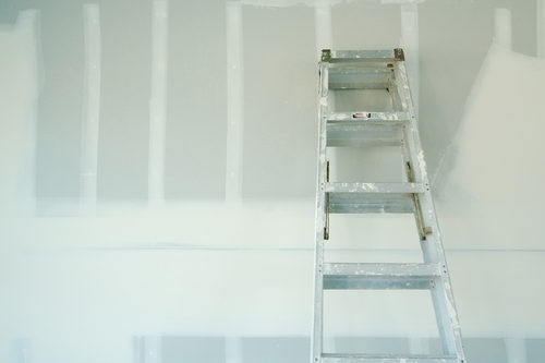 Drywall Repair After Ice Dams: What Painters Wish Homeowners Knew